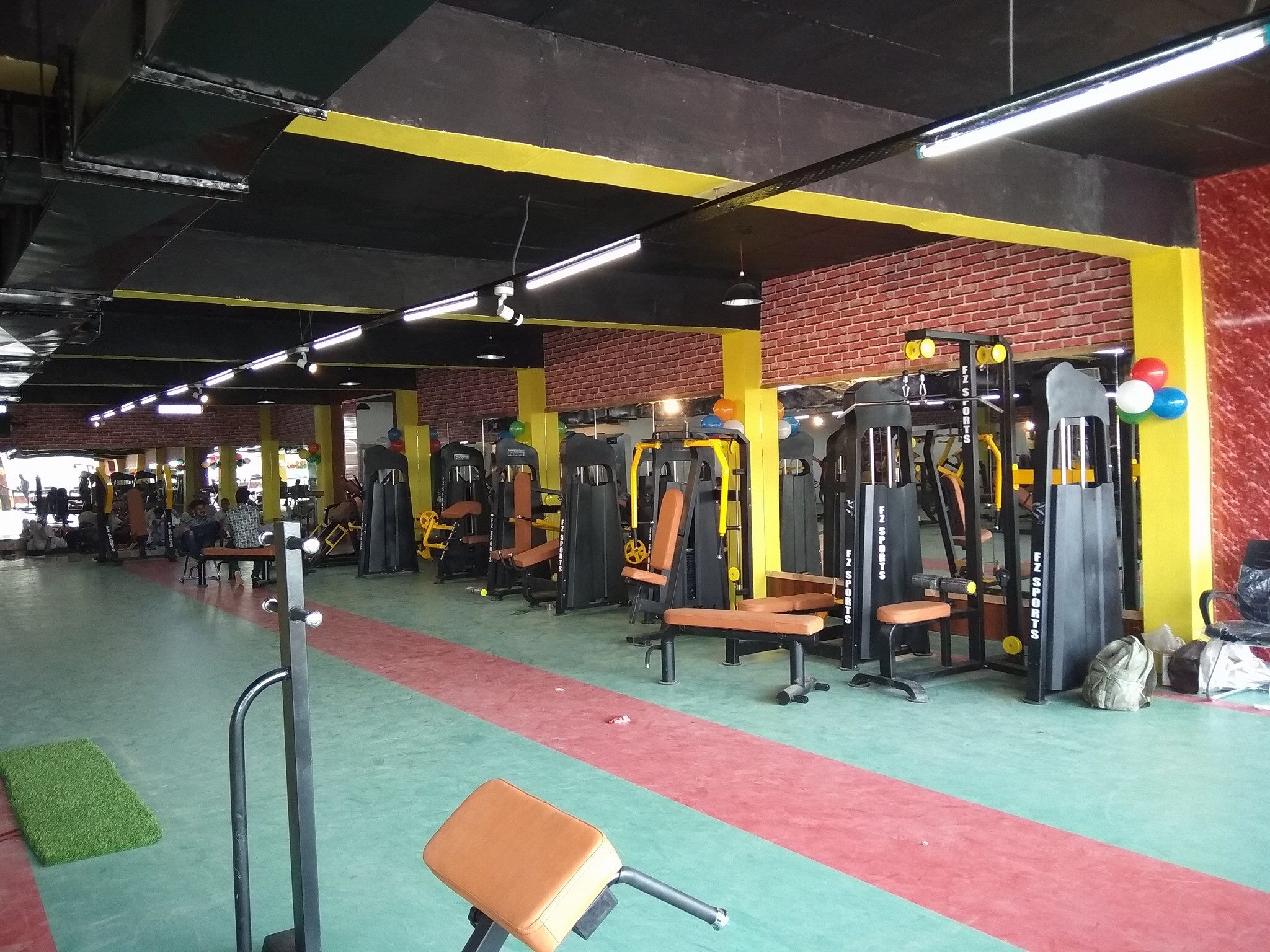 "Introducing Our Multi Press Machine: Top-Quality Sports Equipment by FZ Sports from Dera Bassi!" - Gyms in India