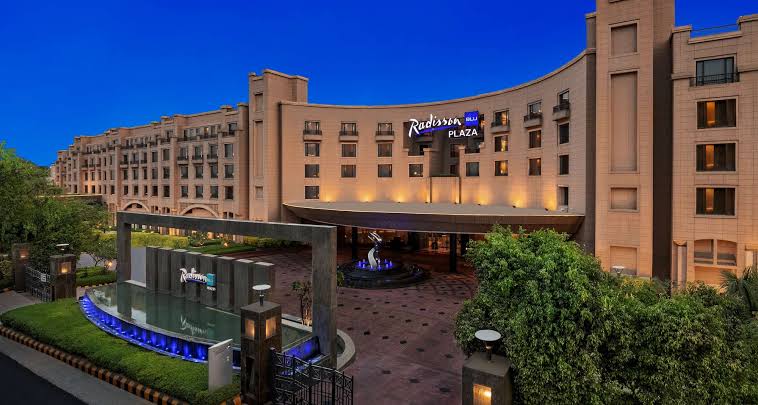 Radisson Blu Plaza Hotel, Delhi Aerocity | Best Hotel in Delhi | Best 5- star hotel in Delhi | - Travel Agents in India