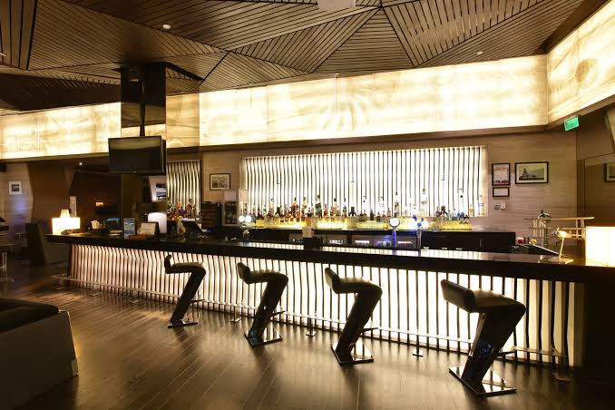 Get 25% Discount at The Hangar Lounge & Bar, Aerocity, Delhi - Restaurant Deals in India