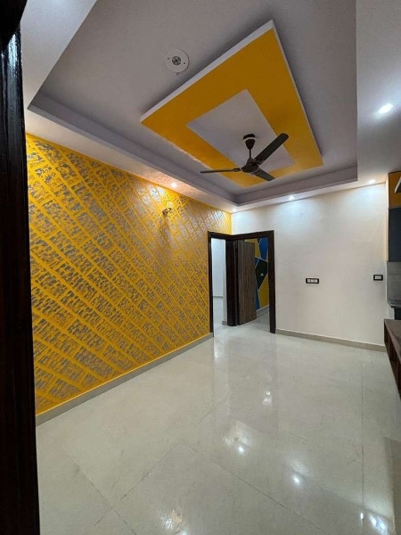 Ready-to-Move 2BHK Flat – 2 Beds, 2 Baths, 750 sq. ft. of Comfort" - Flats & Apartments in India