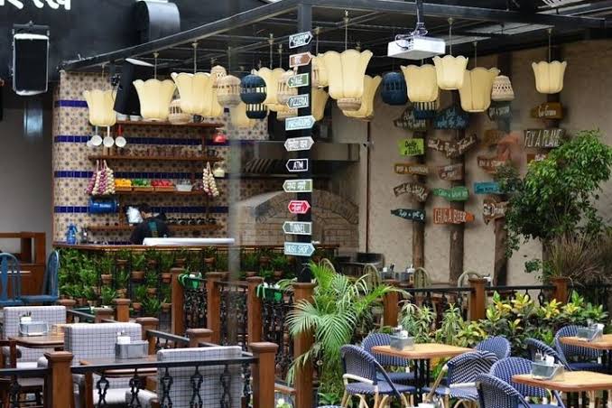 Playground Is A Beautiful Cafe-Style Restaurant In Sector 26 That Has A Unique Vintage Charm To It - Restaurant Deals in India