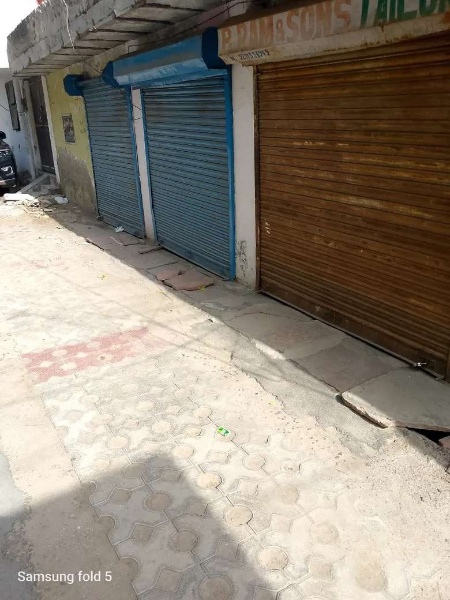 "Perfect Location: Commercial Shop for Rent in Lajpat Nagar Sahibabad A Block" - Commercial Shops in India