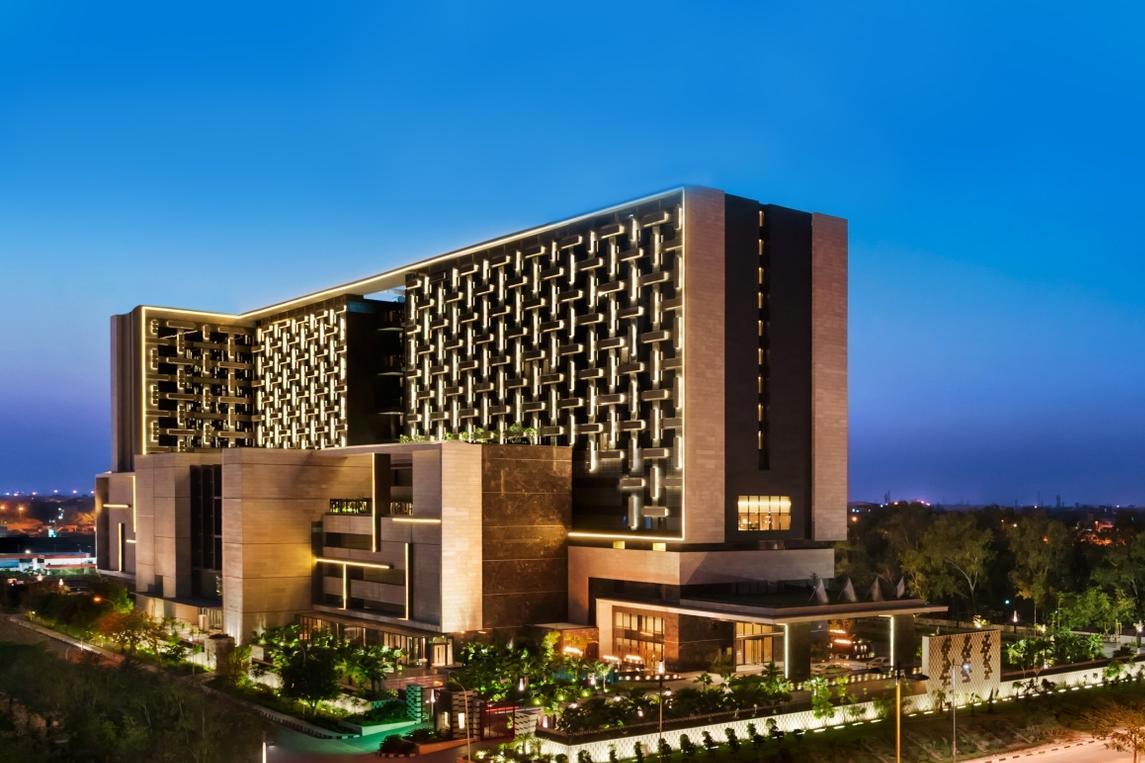 The Leela Ambience Convention Hotel Delhi | Best Hotel in Delhi | Best 7- star hotel in Delhi | - Vouchers / Coupons in India