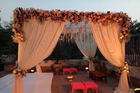 Radha Krishna Farm House | Best  wedding hotels in Delhi| Top resorts in Delhi - Wedding Planners in India