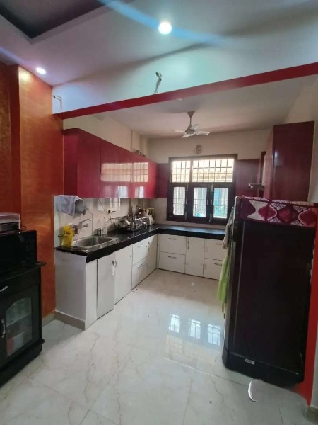 "Affordable 3BHK Flat for Sale: 900 ft², 2 Baths Near Dwarka Mor Metro, Delhi" - Flats & Apartments in India