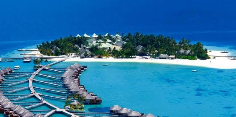 Coral Paradise Resort, best holiday home in Lakshadweep - Travel Agents in India