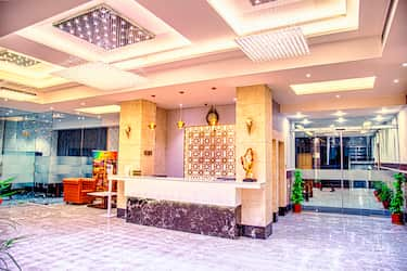 3.8Very Good(5831 Ratings)  Hotel Sun Park  In Zirakpur | 12.0 km from Chandigarh city centre | 9.6 km fr - Travel Influencers in India