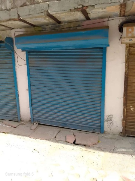 "Perfect Location: Commercial Shop for Rent in Lajpat Nagar Sahibabad A Block" - Commercial Shops in India