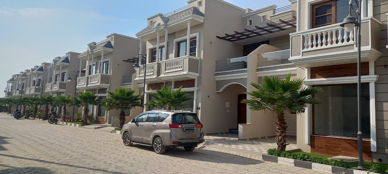 Residential Villa for sale in Zirakpur